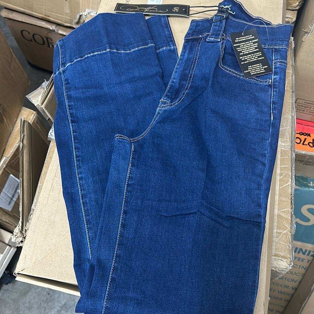 DG2 by Diane Gilman New Classic Stretch Denim Tall Trouser Jean NWT Size 6T - Picture 4 of 10